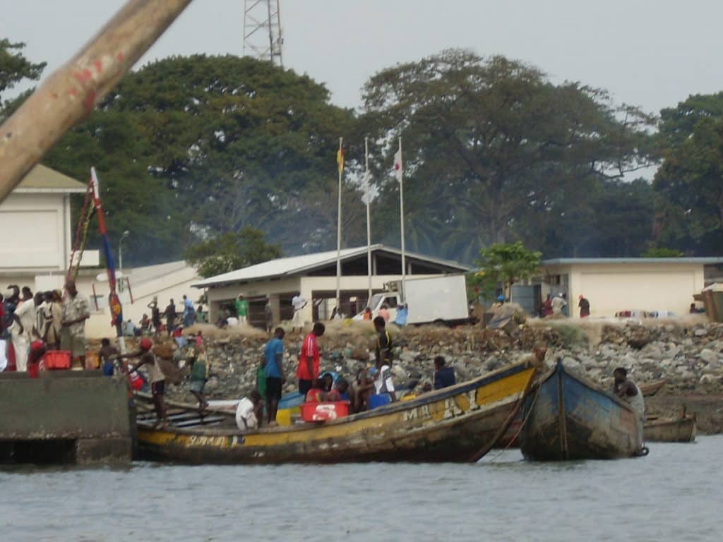 fishermen conakry port